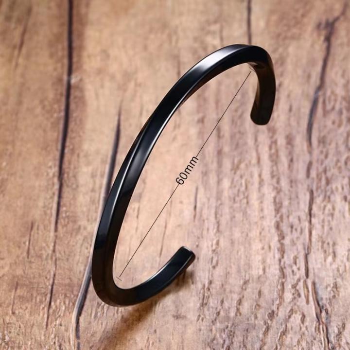 Twisted Bracelet – Black Edition