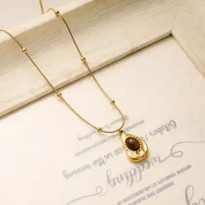 Tiger’s Eye Waterdrop Necklace